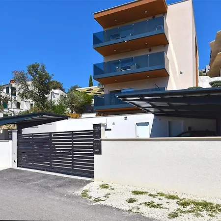 Apartman Art Zeus Póla