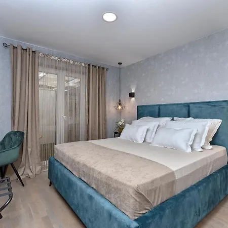 Апартаменты Art Zeus