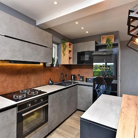 Апартаменты Art Zeus Пула